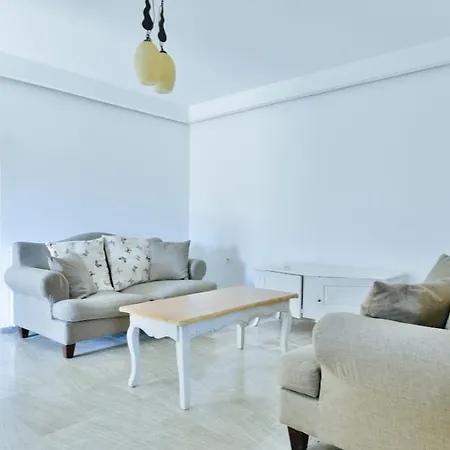 Apartmán Lovely 2-bedroom House In Tinos Ayios Sostis