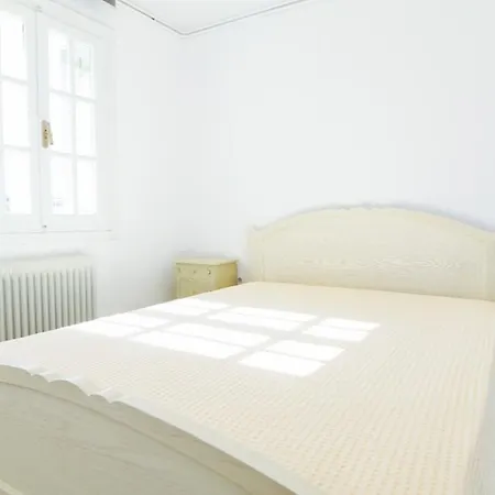 Lovely 2-bedroom House In Tinos Lejlighed *